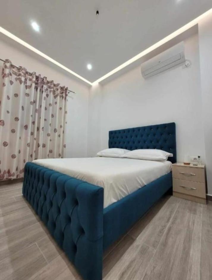 Luxury Room'S By Lika Саранда Екстер'єр фото